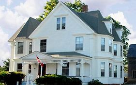 A Seafaring Maiden Bed And Breakfast