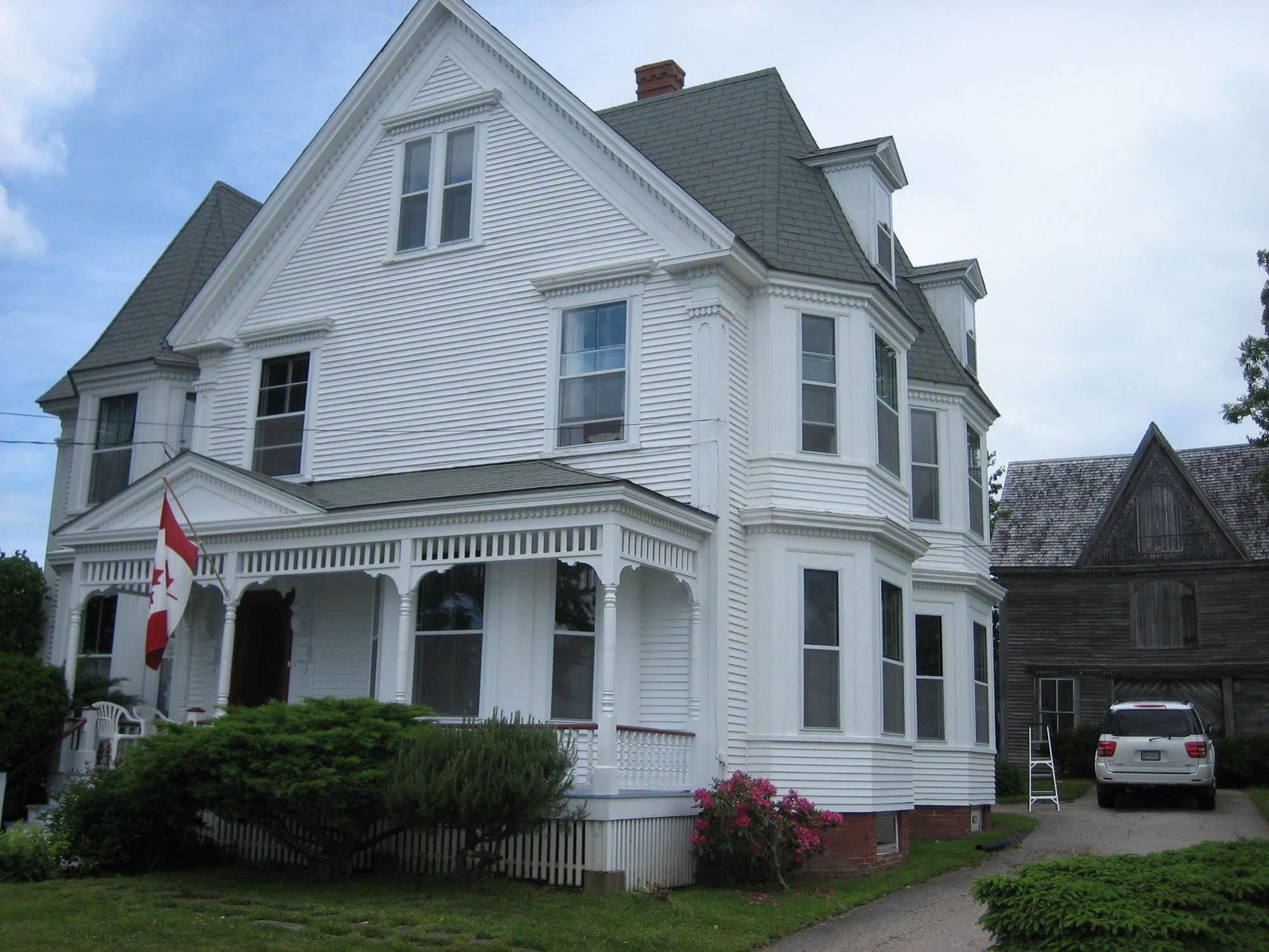 A Seafaring Maiden Bed And Breakfast Granville Ferry Exterior photo